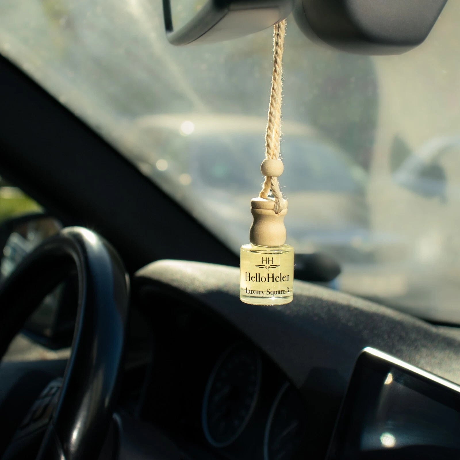 2x Hellohelen Car Perfume Set – Luxury Air Fresheners with Two Unique Scents